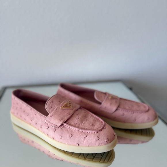 New PRADA Ostrich Leather Loafers $3,200 40 - Picture 5 of 12